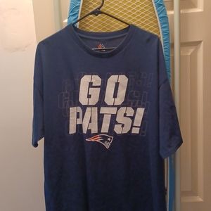 Go PATS! MAJESTIC MENS XL NAVY BLUE TEE PRE OWNED